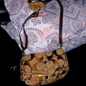 Authentic Coach purse for sale in excellent condition